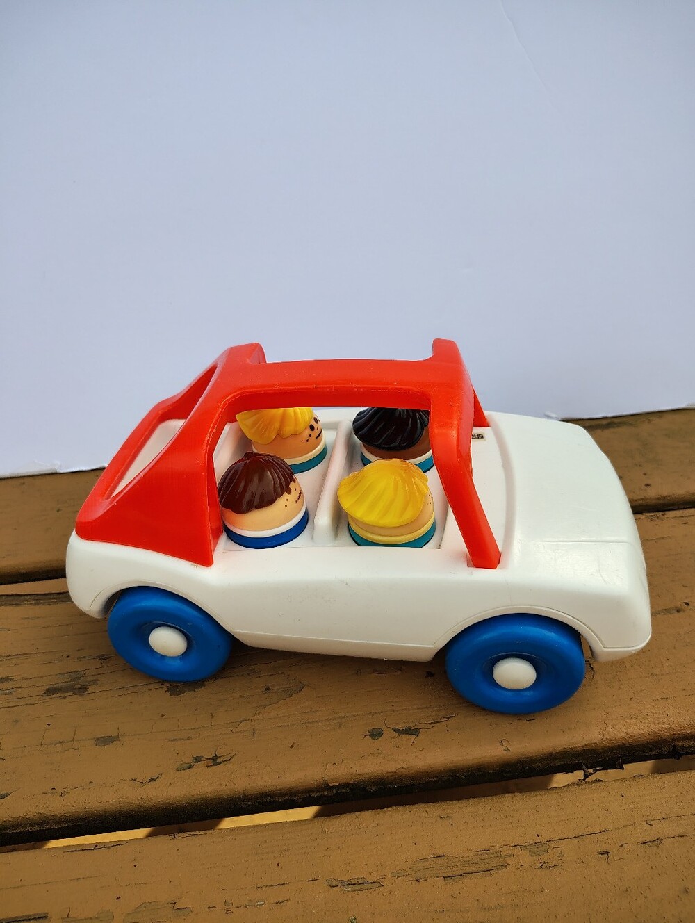 Vintage 1980's Little Tikes Toddle Tots Family Car And 4 Toddle Tots